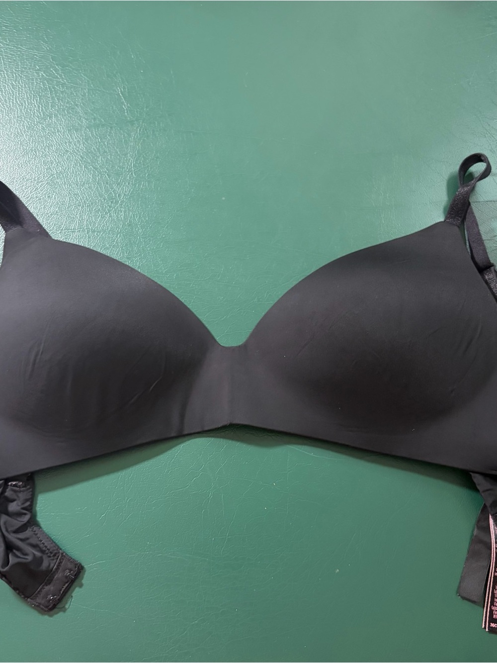 Victoria's Secret Black Molded T-Shirt Bra